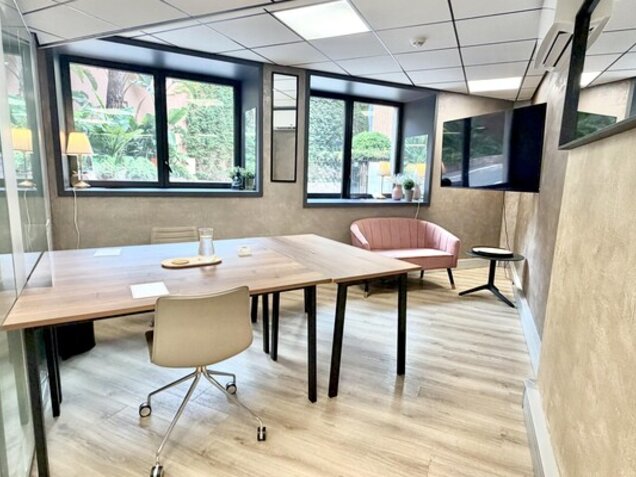 BUREAU avec services et charges inclus - SAINT ROMAN