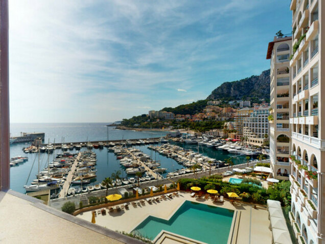 SEASIDE PLAZA - 5/6 ROOMS IDEAL FOR INVESTMENT