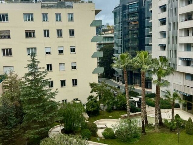 Office at Palais de la Scala