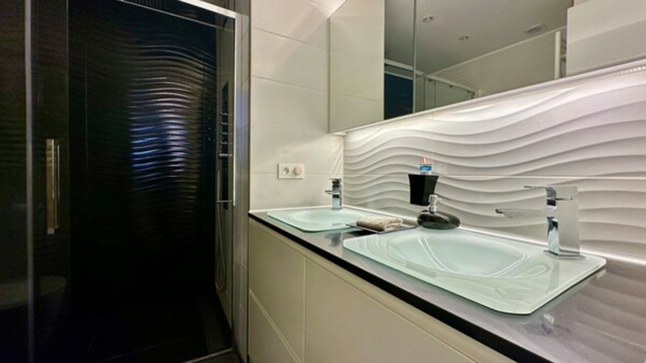 Appartement T2 à Roquebrune-Cap-Martin - 3 / 9