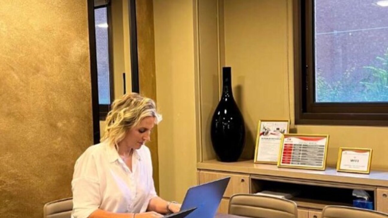 BUREAU avec services et charges inclus - MONTE-CARLO SUN - 6 / 7
