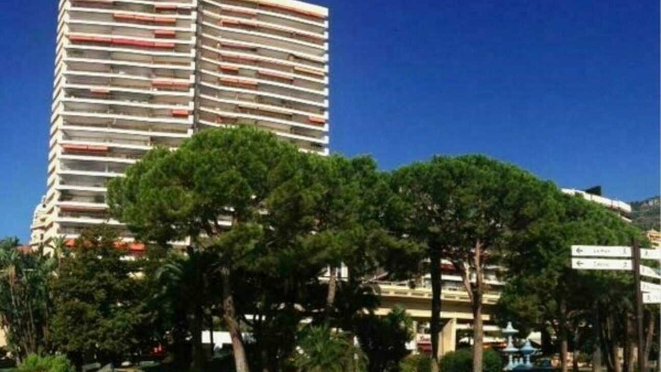 Exceptional Duplex Penthouse in the Carrée d'Or - 7 / 9