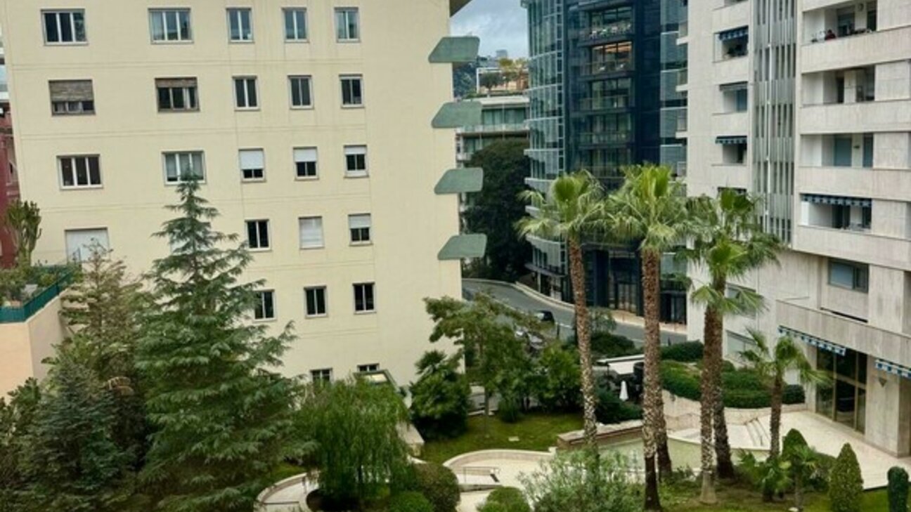 Office at Palais de la Scala - 1 / 3